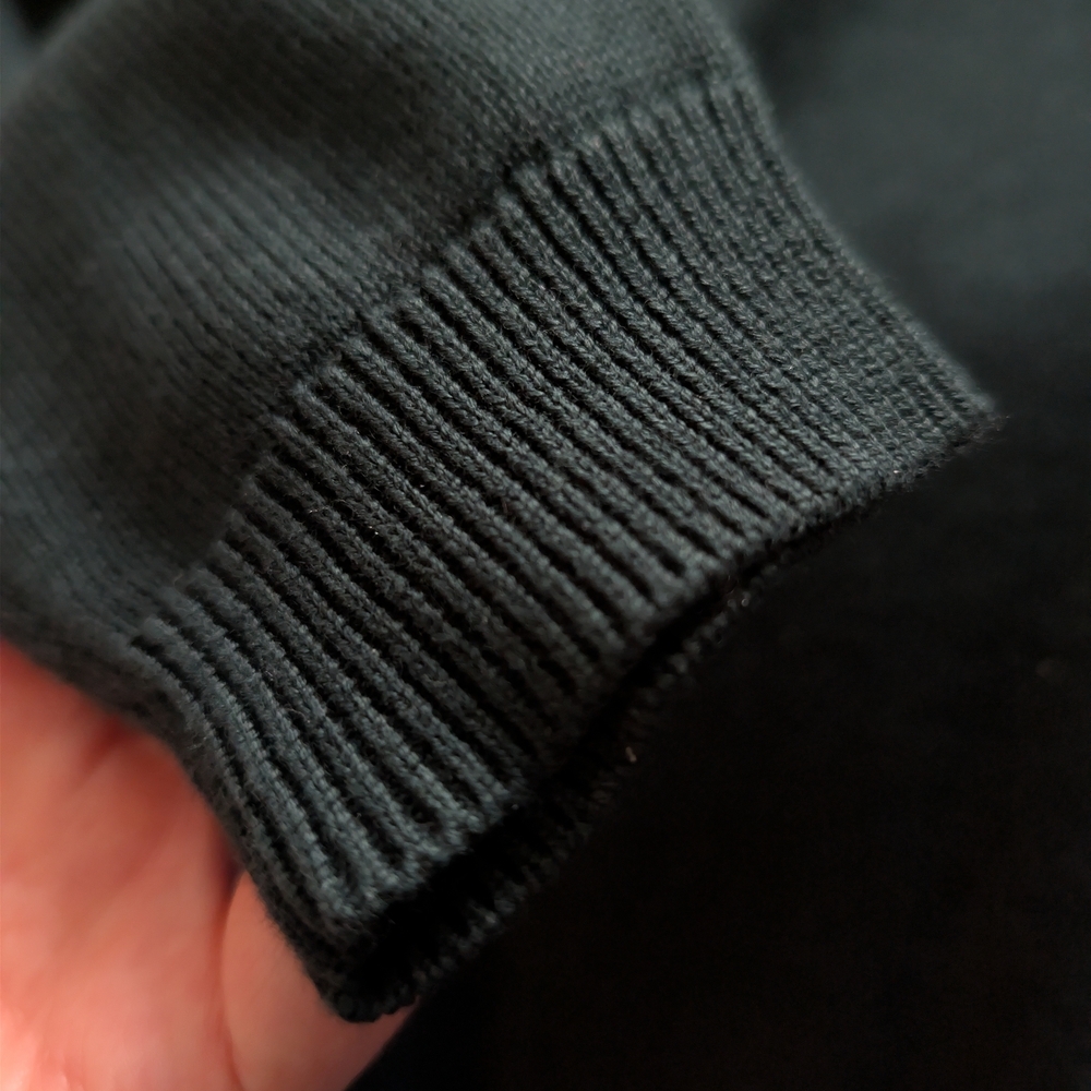 Joan Rivers Forest Green V-Neck Sweater with Rhinestone & Pearl Detail XS - Picture 3 of 5